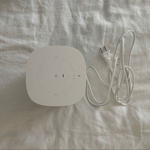 1 Sonos One Wireless speaker white